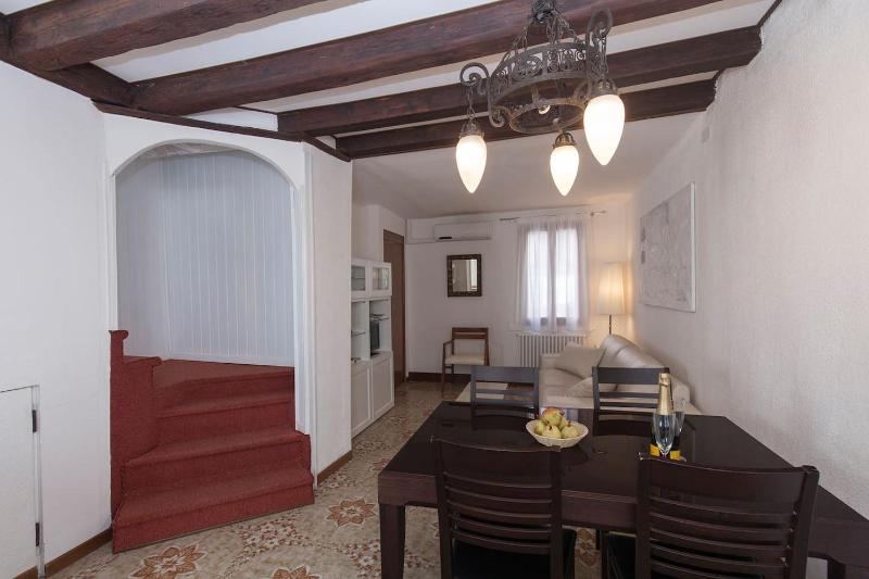 Le Ancore apartment few steps from Biennale art — забронировать отель в Венеции