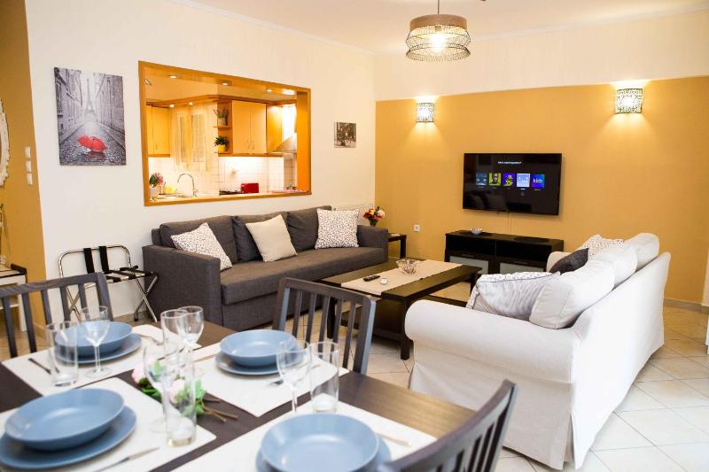 Цены на Athens Galatsi Spacious Modern Apartment в Афины