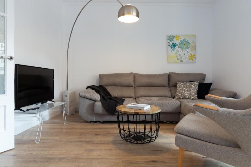 Casa Cosi - Eixample 4 — отель в Барселоне, Испания