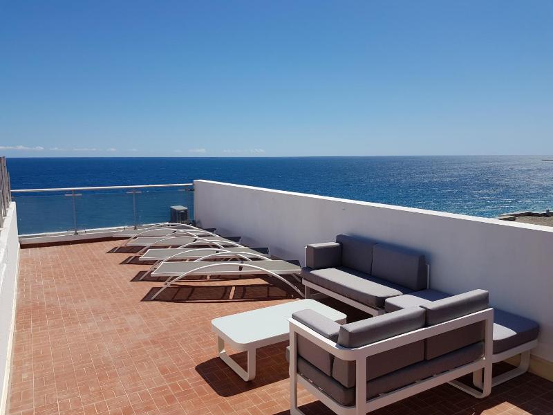 Appartement 3 pieces Nice Promenade des anglais dernier etage vue mer solarium — отзывы гостей и цены