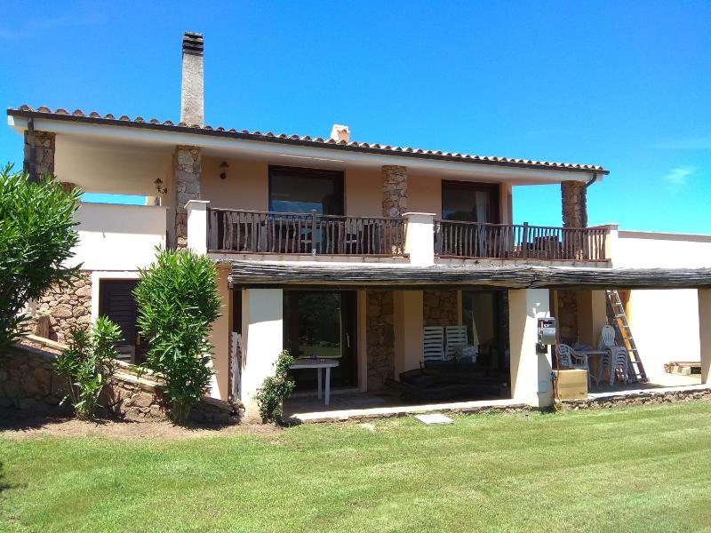 Via del Gelsomino a Olbia - Incantevole Casa con Terrazza