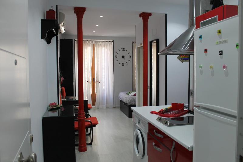 Цены на Balcony Apartment Malasana в Мадриде