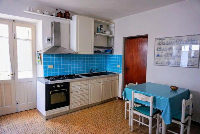 Bilocale Pascoli a Santa Teresa - Casa con giardino