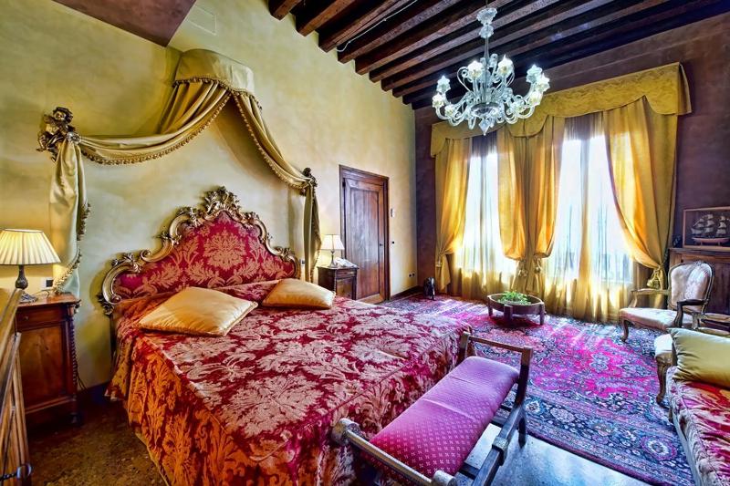 Residence Odoni — отель с удобствами в Венеции
