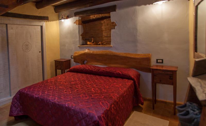 Antico Restauro a Fonni - Incantevole B&B nel borgo alto
