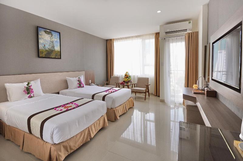Rigel Hotel — отель с удобствами в Нячанге