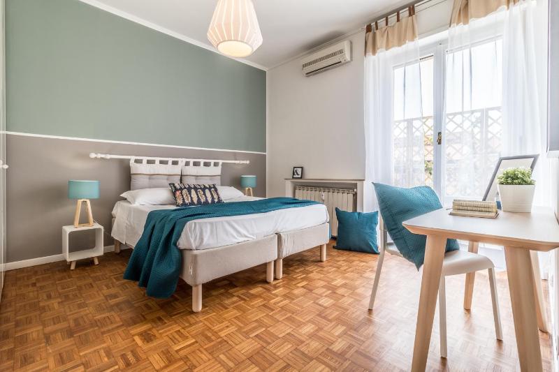 Цены на JOIVY Modern 1-bed flat wIth balcony in Portello в Милане