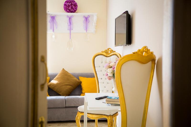 Nerva Accomodation Cavour — забронировать отель в Риме