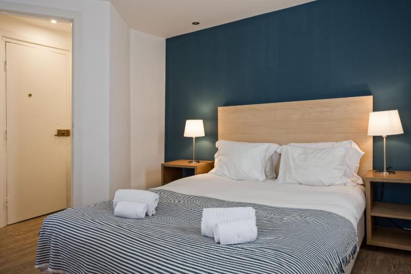 Цены на Cozy apartment in Lisbon's center! в Лиссабоне