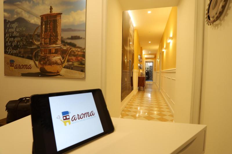 Aroma - Neapolitan BnB — отель с удобствами в Неаполе