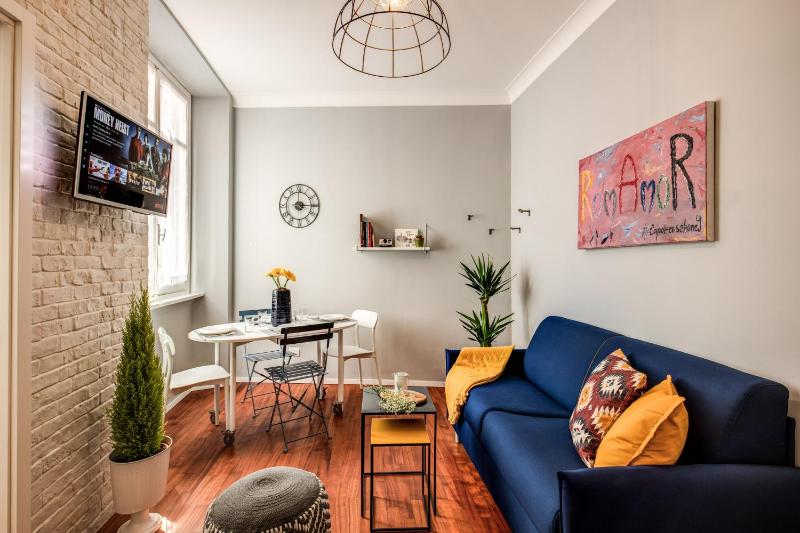 Capo Le Case Home 9 — забронировать отель в Риме