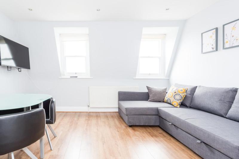 Цены на Camden Apartment E/Apartment в Лондоне