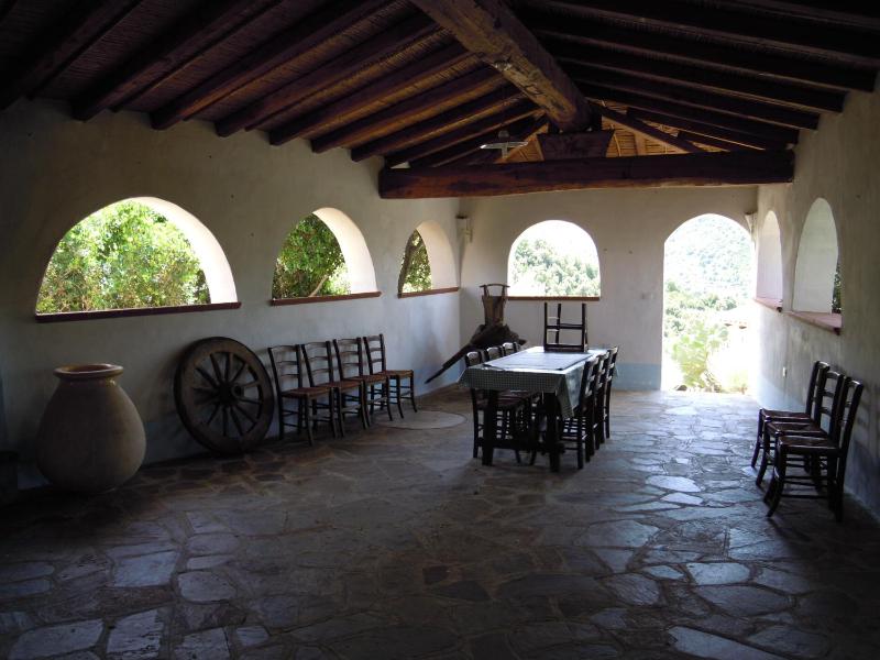 Camisadu ad Oliena - Incantevole agriturismo tradizionale