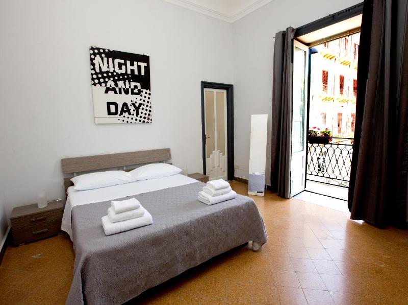 Цены на GiaChi friendly rooms alla Stazione в Палермо