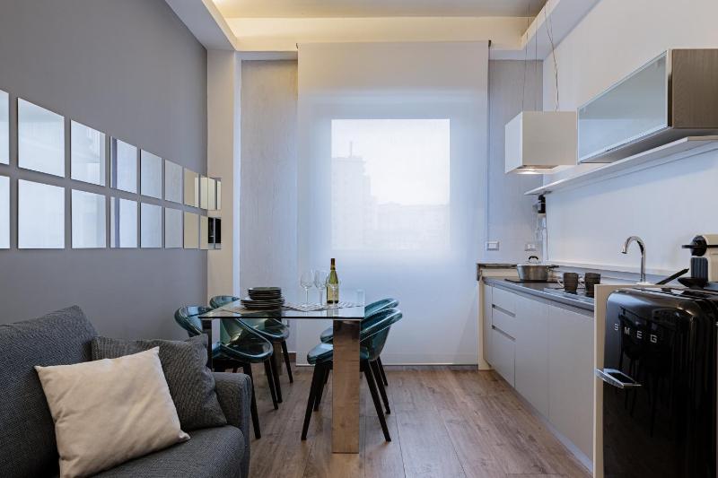 Via Roma 231 a Cagliari - Eleganti appartamenti centrali