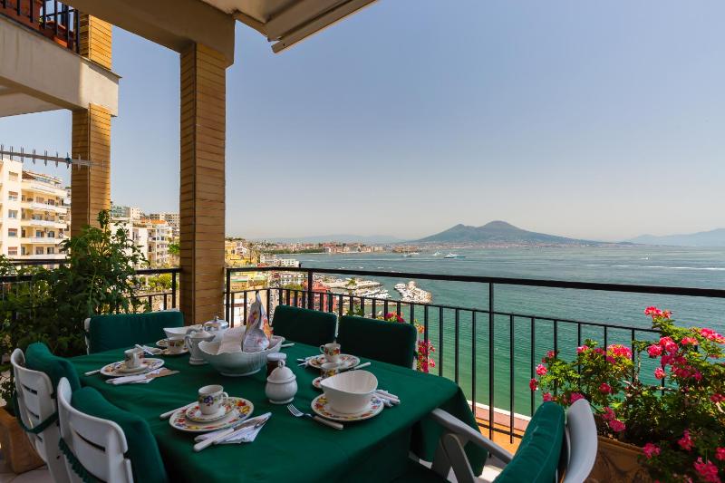 O-House Posillipo by Napoliapartments — отель с удобным расположением в Неаполе
