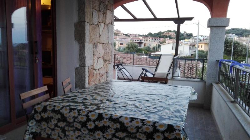 Appartamento Posada a Nuoro - Moderno con Vista Mare