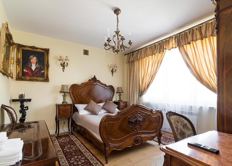At the Fountain Apartment — отель с удобным расположением в Варшаве