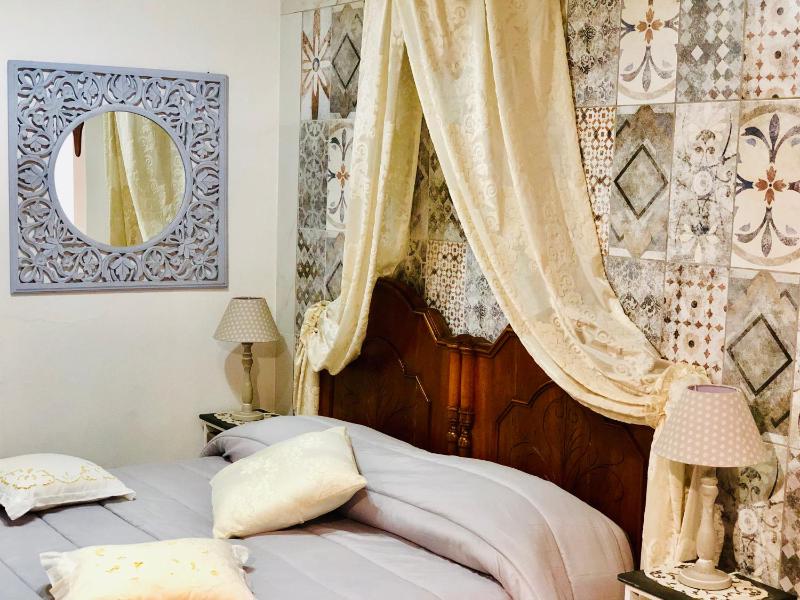 Domo All'Antico Borgo a Oristano - Affascinante B&B