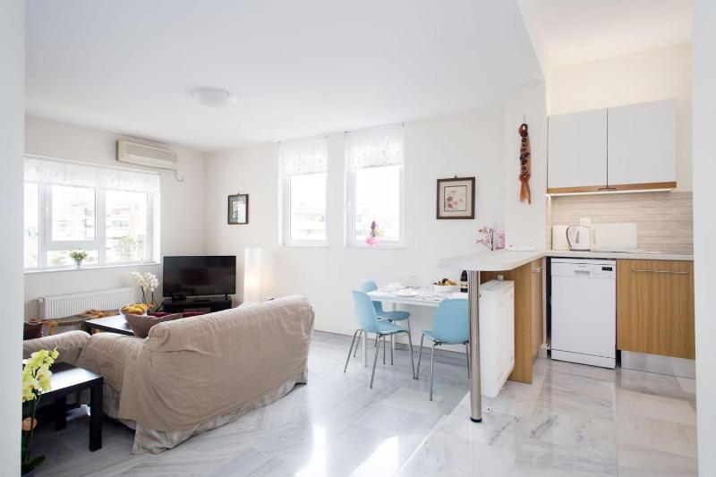 Lemon Grove Apartment — забронировать отель в Афины
