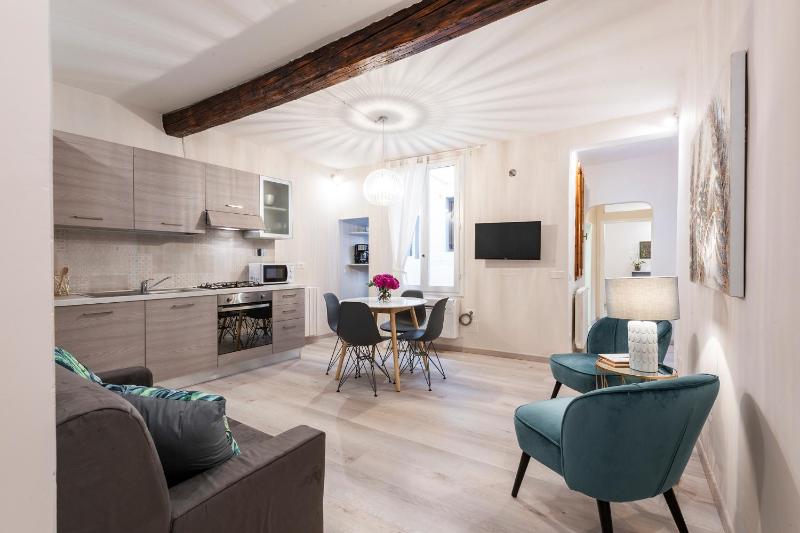 Apartments Florence - Borgo Pinti Angels — отель с удобствами в Флоренции
