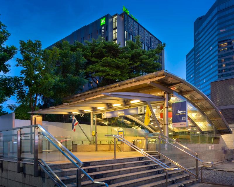 Ibis Styles Bangkok Ratchada 3 — отель в Бангкоке, Таиланд