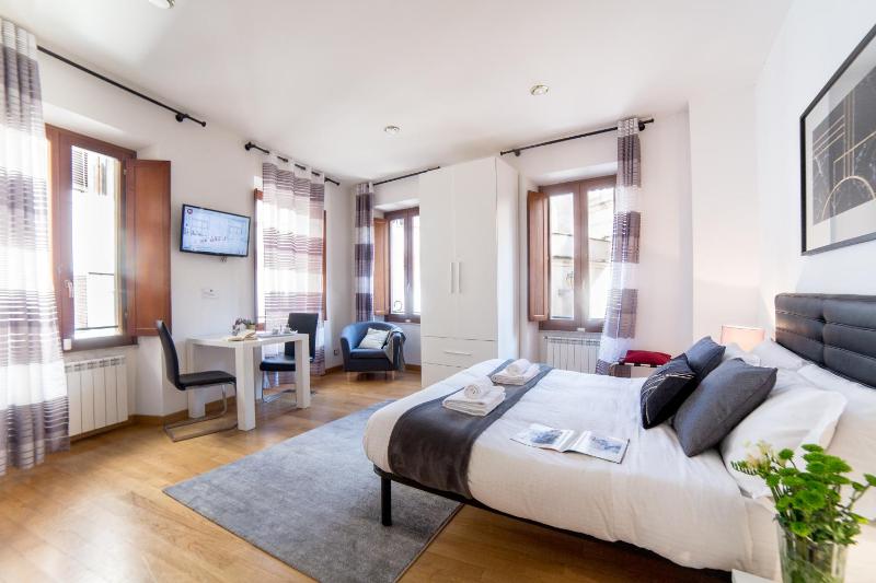 Цены на Sant'Angelo Apartments в Риме