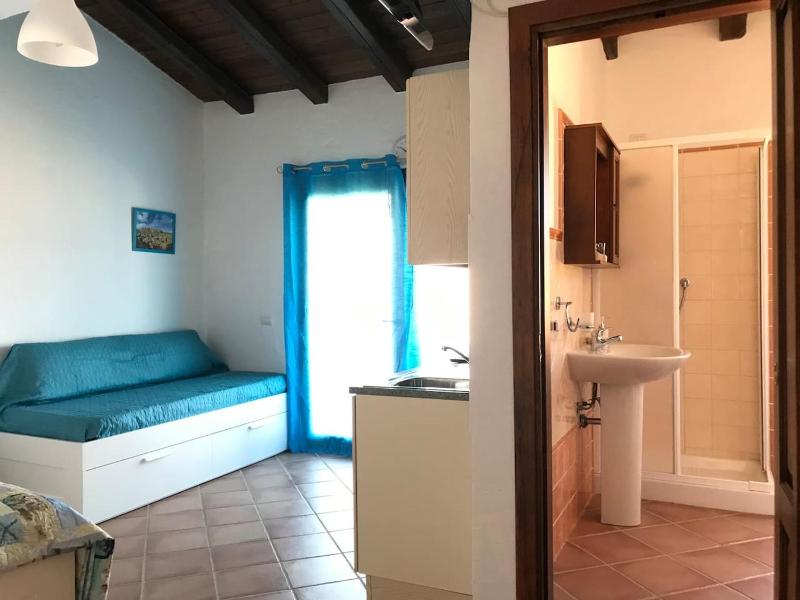 Pretty Little House a Nebida - Appartamento con Piscina