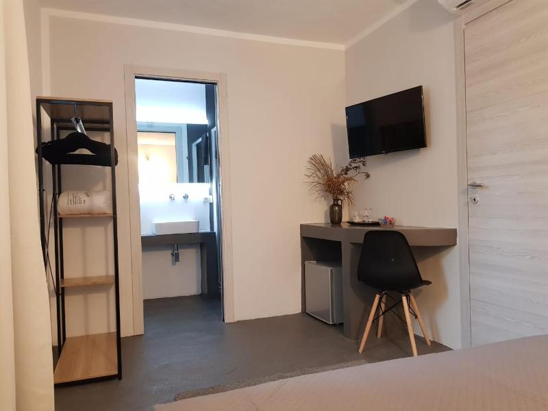 UNIQUE ART a Santa Teresa - Moderno B&B nel centro città