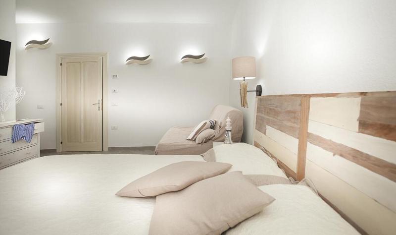 B&B Jolie a Santa Teresa - Accogliente B&B vicino mare