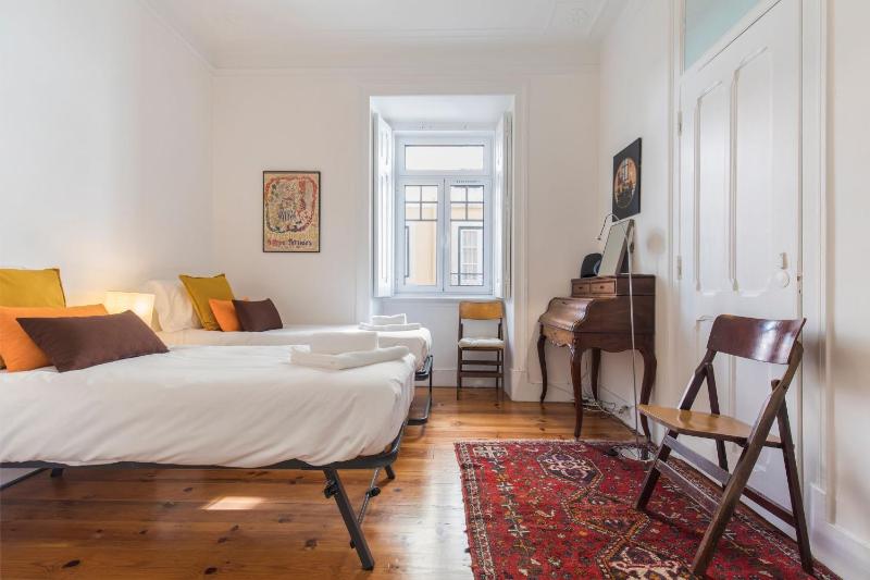 LovelyStay - Peaceful Living - Heart of the City — отель с удобствами в Лиссабоне