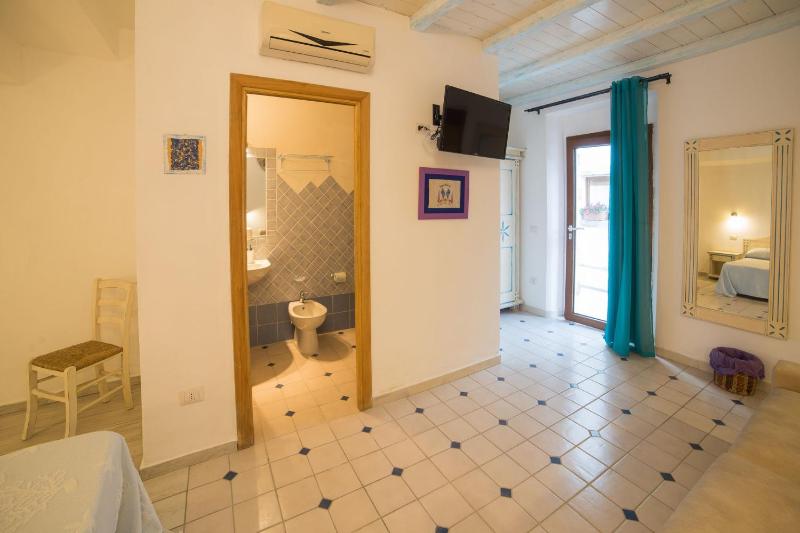 Olbia Domus Inn - Accogliente B&B nel cuore della città