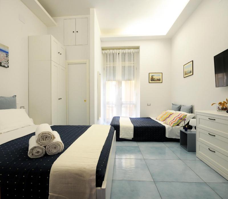 Casa Sassolini — отель в Неаполе, Италия