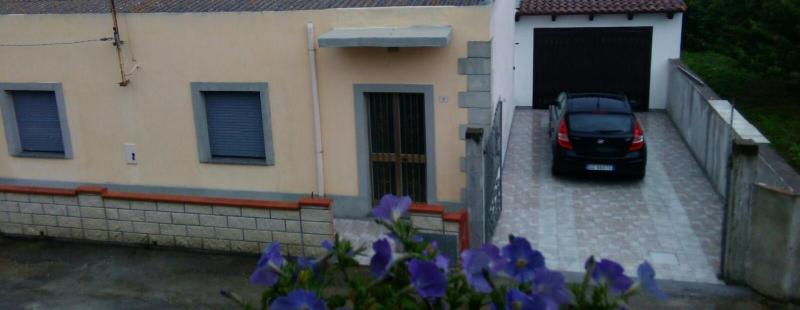 Casa Tresnuraghes - Ampia Casa Vacanze con Giardino
