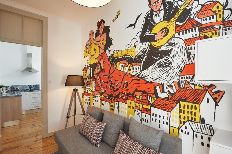 Love inn Bairro Alto 4 — отель с удобным расположением в Лиссабоне