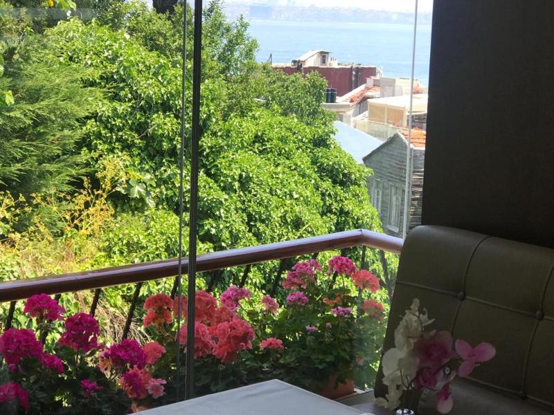 Dilhayat Kalfa Hotel — комфортный отель в Стамбуле
