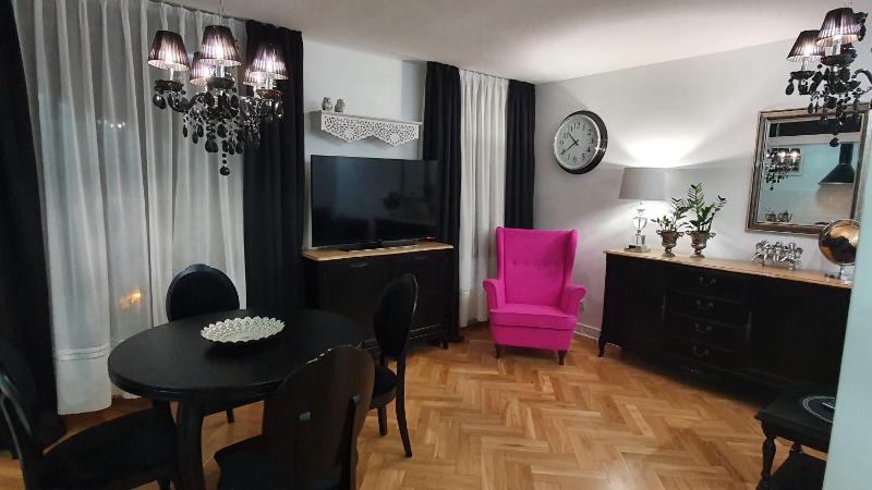 Apartament Twarda — отель с удобствами в Варшаве