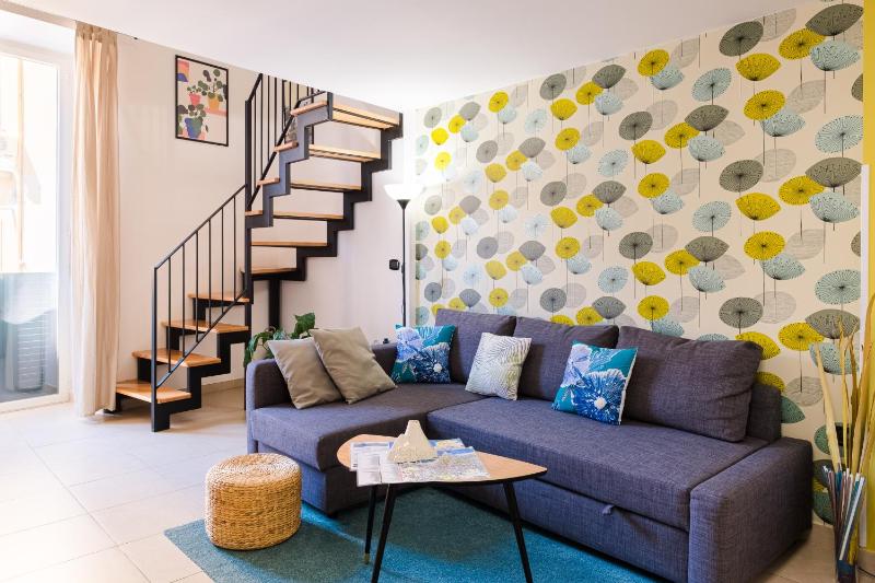 Modern House — комфортный отель в Неаполе
