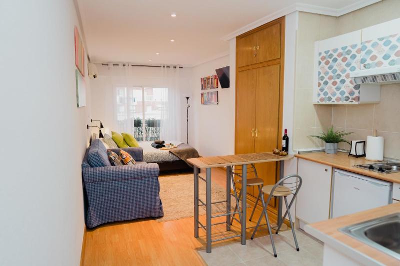 Apartamento Moderno, Madrid Centro — комфортный отель в Мадриде