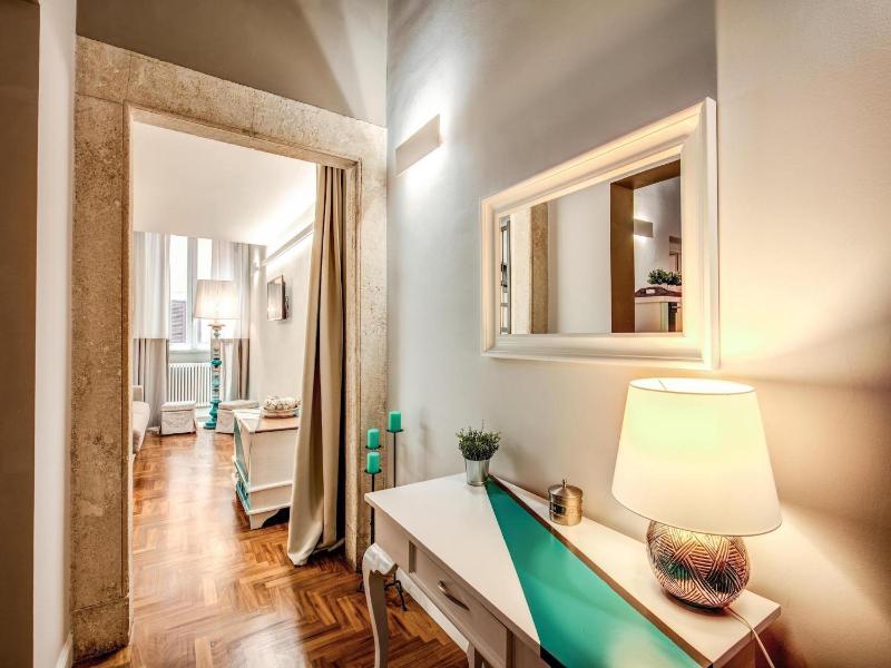 Residenza Paola - 2BR Trastevere — комфортный отель в Риме