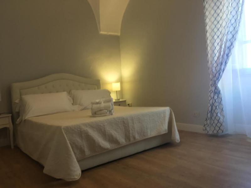 Pierette a Bosa - Affascinante Hotel con Ristorante