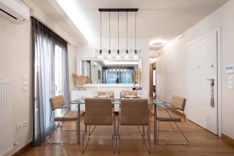 Elaia Luxury Condo Glyfada — отель с удобствами в Афины