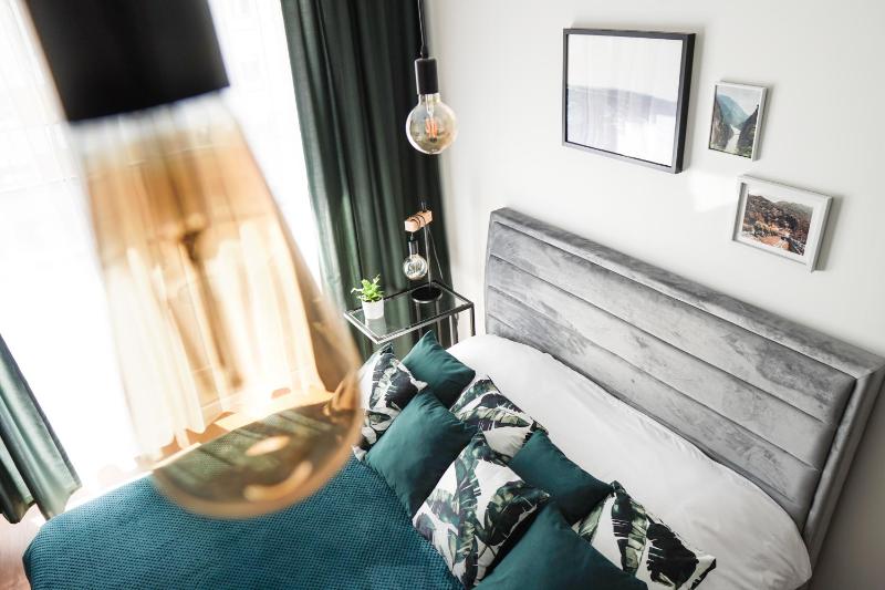 Vizzit Us Premium Apartments — отель с удобным расположением в Варшаве
