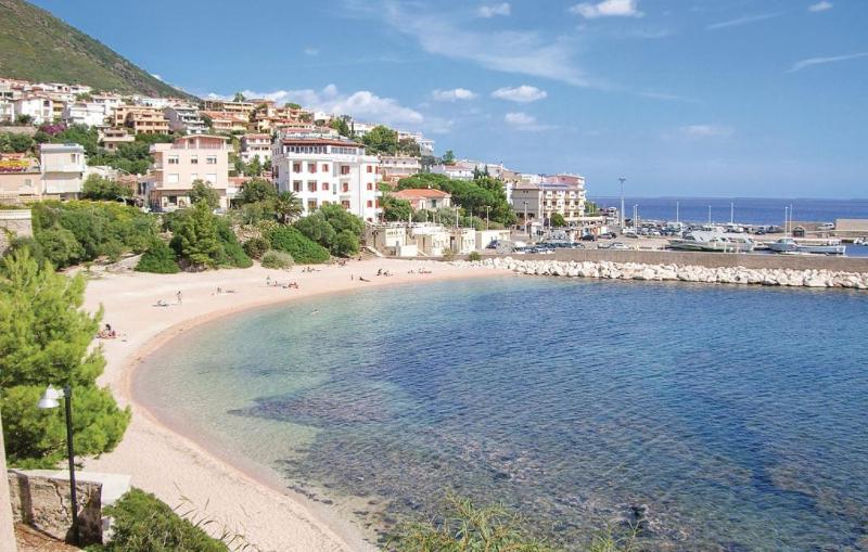 Case Camilla e Gabriele a Cala Gonone - Alloggi Familiari