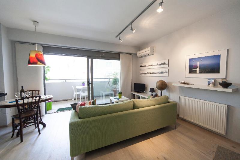 Modern apartment in Akropoli area — отель в Афины, Греция