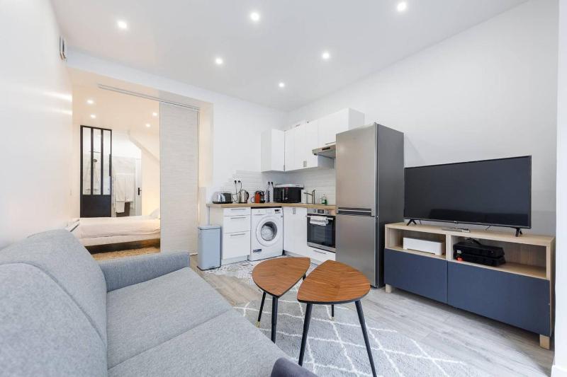 Luxurious and Cosy Apt in the center of Paris 14 — отель в Париже, Франция