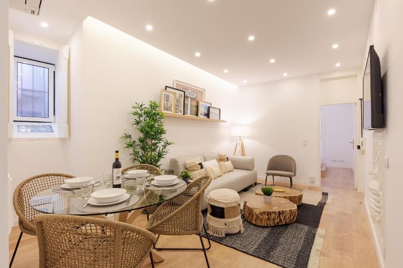 Real Apartment by SublimeHouses — отель в Лиссабоне, Португалия