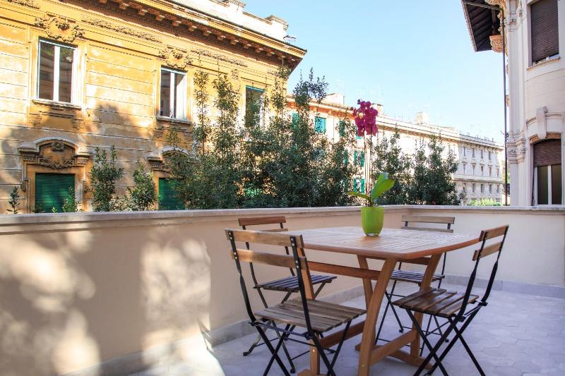 Casa Tommasina — забронировать отель в Риме