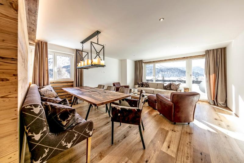 Apartment Holiday Park 15 — отель с удобным расположением в Санкт-Морице