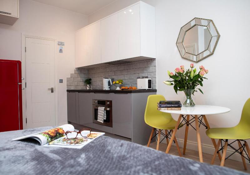 Цены на Carnaby Studios by Indigo Flats в Лондоне